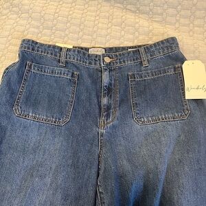 NWT Wonderly Jeans Wide Leg Classic Patch pocket Jeans